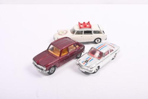 FRENCH CARS: A group of three CORGI TOYS. No.315 Simca 1000 "Competition Model", No.475 Citroen Safari "1964 Olympic Winter Sports" & No.260 Renault 16TS