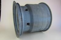 PORSCHE: A rare 956/962 original 18" magnesium front wheel - 3