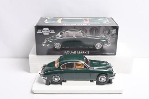 MARK 2: A MODEL ICONS JAGUAR MARK 2, British Racin Green (LHD). Numbered '2246' of 3,500 pieces worldwide