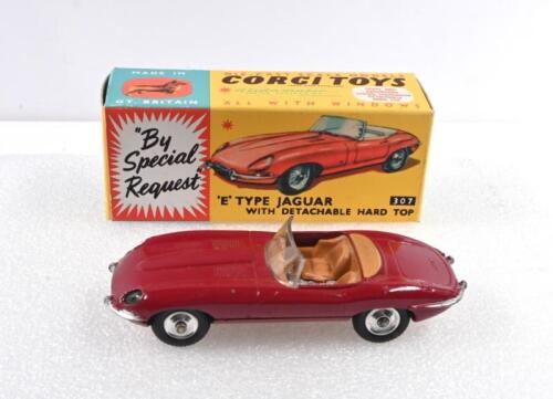 JAGUAR: A Corgi No.307 Jaguar 'E' Type. Reproduction box