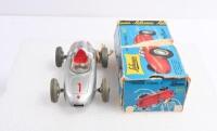 PORSCHE: A Schuco PORSCHE FORMELL II (1037) in silver - 5