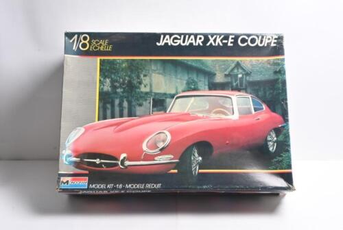 XK-E: A 1/8 scale MONOGRAM JAGUAR XK/E COUPE plastic model kit (2612)