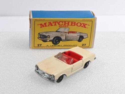 MERCEDES-BENZ: A Matchbox Regular Wheels 27d Mercedes 230 SL