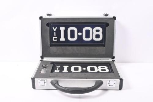 Victorian Signature Series plate 'IO-08', sold with rights to display