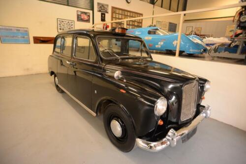 1971 AUSTIN 'LONDON BLACK CAB' FX4 SALOON