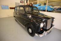 1971 AUSTIN 'LONDON BLACK CAB' FX4 SALOON - 6