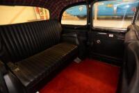 1971 AUSTIN 'LONDON BLACK CAB' FX4 SALOON - 14