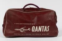 QANTAS: A circa 1960s/1970s Qantas cabin bag, 23cm high