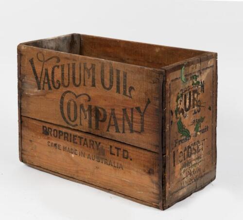 LAUREL KEROSENE: A vintage wood 'Laurel Kerosene' 'Vacuum Oil Company' box