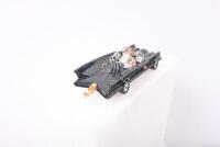 BATMAN: A Corgi 267 "Batman" - Batmobile. Rare issue with clear windows (Updated Photos) - 13