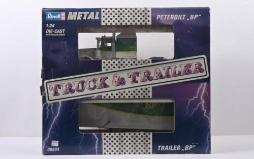BP: A Revell 1:24 scale 'TRUCK & TRAILER' die-cast set