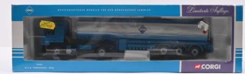 ARAL: A Limited Edition 1:50 scale CORGI M.A.N. TANKWAGEN in 'ARAL' livery (76201). Numbered '0162' of 2,100 produced