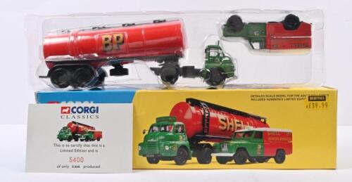 SHELL/BP: A CORGI CLASSICS Bedford S Type Articulated Cylindrical Tanker and Land Rover set in 'SHELL/BP'' livery (31005)