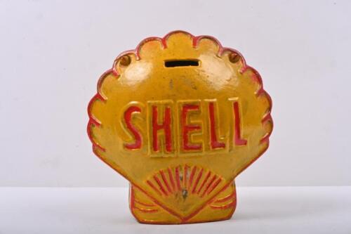 SHELL: A modern reproduction cast Shell clam form money box