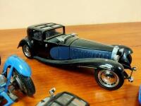 BUGATTI: A collection of eight Bugatti scale models - 11