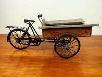 BIKE: A novelty three-wheeler food traders tricycle - 4