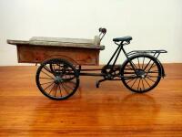 BIKE: A novelty three-wheeler food traders tricycle - 8