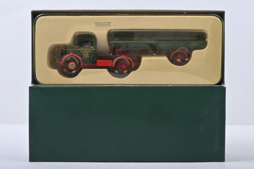 BEDFORD: A CORGI PREMIUM EDITION BEDFORD O ARTIC DROPSIDE in 'H.E. MUSGROVE & SONS LTD' livery (18404). Numbered '1481' of 2000 distributed worldwide