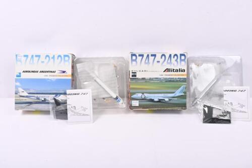 DRAGON WINGS: Two 1:400 scale Dragon Wings Aircraft Premiere Collection diecast models. Boeing B747-212B "Aerolineas Agentinas" & Boeing B747-243B "Alitalia" with BULGARI ALUMINIUM livery