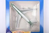 IRAQI AIRWAYS: A Limited Edition 1:400 scale Boeing 747-200 in 'Iraqi Airways' livery - 2