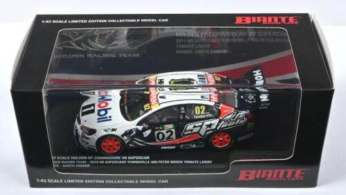 Tander: A Biante Model Cars 1:43 Scale Holden Vf Commodore V8 Supercar From The 2015 V8 Supercars Townsville 400 Peter Brock Tribute Livery. As Raced By Garth Tander. Numbered '0069' Of 1008
