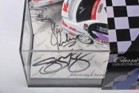 MURPHY/RICHARDS: A Limited Edition CLASSIC CARLECTABLES 1:43 scale 1999 Bathurst winning VX Commodore of Greg Murphy and Steven Richards. Greg Murphy & Steven Richards signatures. Numbered '035' of 1000 - 2