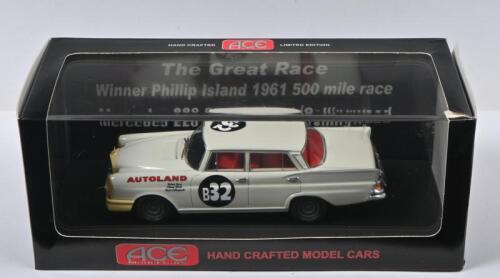 MERCEDES: A Limited Edition ACE Model Cars 1:43 scale Mercedes 220 SE. As raced by Jane/Firth/Collingwood to victory at the 1961 500 Mile Race (ACETF15). Numbered '34'/600