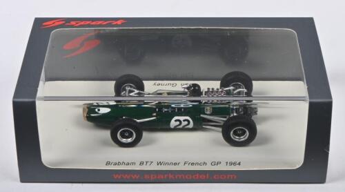BRABHAM: A 1:43 scale spark Brabham BT7. As raced to victory by Dan Gurney at the 1964 French GP (S4333)