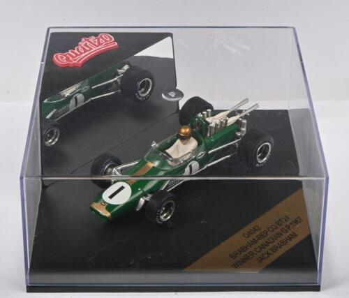 BRABHAM-REPCO: A Quartzo 1:43 scale BRABHAM-REPCO BT-24. As raced to victory by Sir Jack Brabham at 1967 Canadian Grand Prix