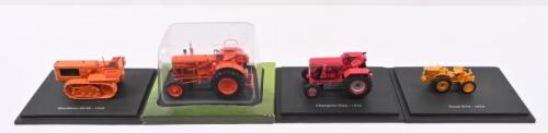 FRENCH TRACTORS: Four Hachette Partworks 1:43 scale French tractor models. Boxed 1955 VENDEUVRE Super DD in orange