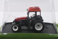 AMERICAN FARM MACHINERY: Two Hachette Partworks 1:43 scale American farm machinery models. Boxed Jeep agricole & New Holland tractor - 3