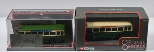BRISTOL: Two CORGI 'THE ORIGINAL OMNIBUS' 1:76 scale Bristol LG5 bus models. Limited Edition in 'LONDON TRANSPORT' livery (40501). Numbered '2351' of 15,000