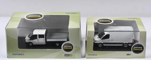 OXFORD COMMERCIALS: Two 1:76 scale Oxford Commercials models including Mercedes sprinter van in white (76MSV004) and Ford Transit drop side in white (76TPU005).