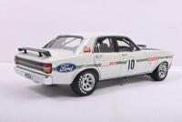 SUPER FALCON: A Limited Edition CLASSIC CARLECTABLES 1:18 scale 'The GT-HO SUPER FALCON, 1972 Bathurst ATCC Round 3 Winner'. One of 5000 pieces. Numbered '1011' - 3