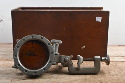 TAPLEY METER: A boxed SERVEX Tapley Meter