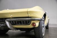 1966 Chevrolet C2 Corvette Sting Ray [Location: Melbourne] - 23