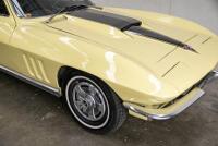 1966 Chevrolet C2 Corvette Sting Ray [Location: Melbourne] - 39