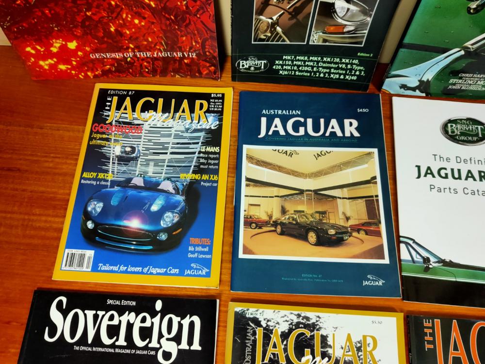 JAGUAR: Eighteen various publications, technical books, parts
