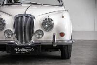 1969 Daimler 250 V8 Saloon [Location: Melbourne] - 19