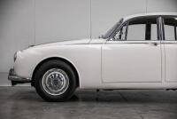 1969 Daimler 250 V8 Saloon [Location: Melbourne] - 31