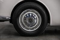 1969 Daimler 250 V8 Saloon [Location: Melbourne] - 34
