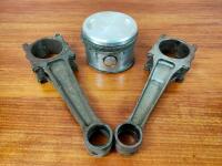 MERLIN: Two Rolls-Royce Merlin conrods and a piston - 2