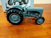 FERGUSON: A Ferguson Tea 20 1:16 scale diecast model by Universal Hobbies, with box (Saleroom Notice) - 5