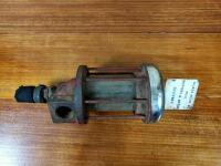 GARAGENALIA: A glass filler bowl for a petrol bowser - 4