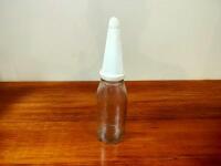 SHELL: A One Imperial Quart Shell embossed glass oil bottle with Super plastic pourer - 3