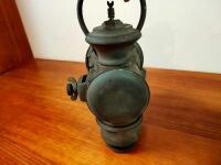 LAMPS: A pair of Edwardian Acetylene brass lamps with convex glass - 5