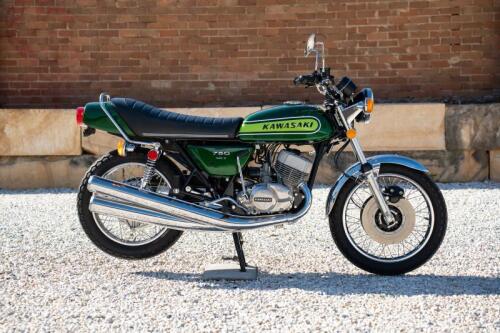 19 · 1974 Kawasaki H2 Mach IV 750 [Location: Sydney]
