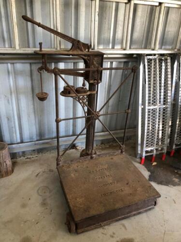 SCALES: Ornate cast Iron W&T Avery LTD Birmingham platform scales with weights