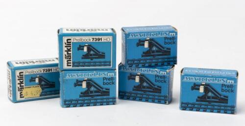 MARKLIN: Six boxed Marklin HO 7391 Prellbocks
