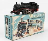 MARKLIN: A M&auml;rklin 3095 2-6-0 steam locomotive tender BR 74, in fitted box